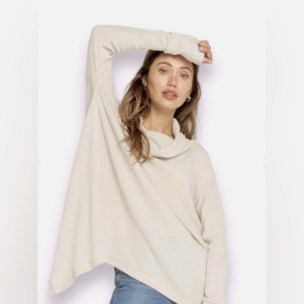 Free People Juicy Split Back Oversized Tan Thermal Tunic Size Small NWT